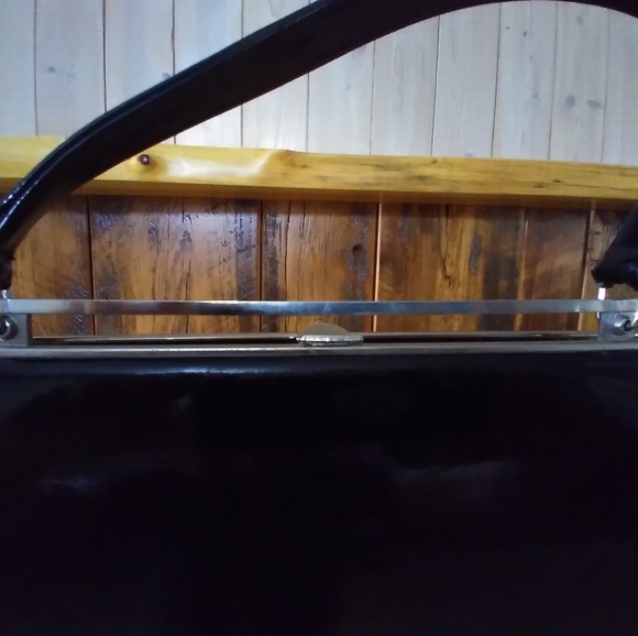 1950's Patent Leather Handbag - Picture 6 of 10